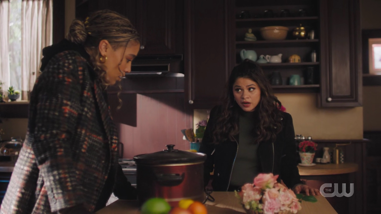 charmed-online-dot-nl_Charmed4x12BeKindRewind1038.jpg