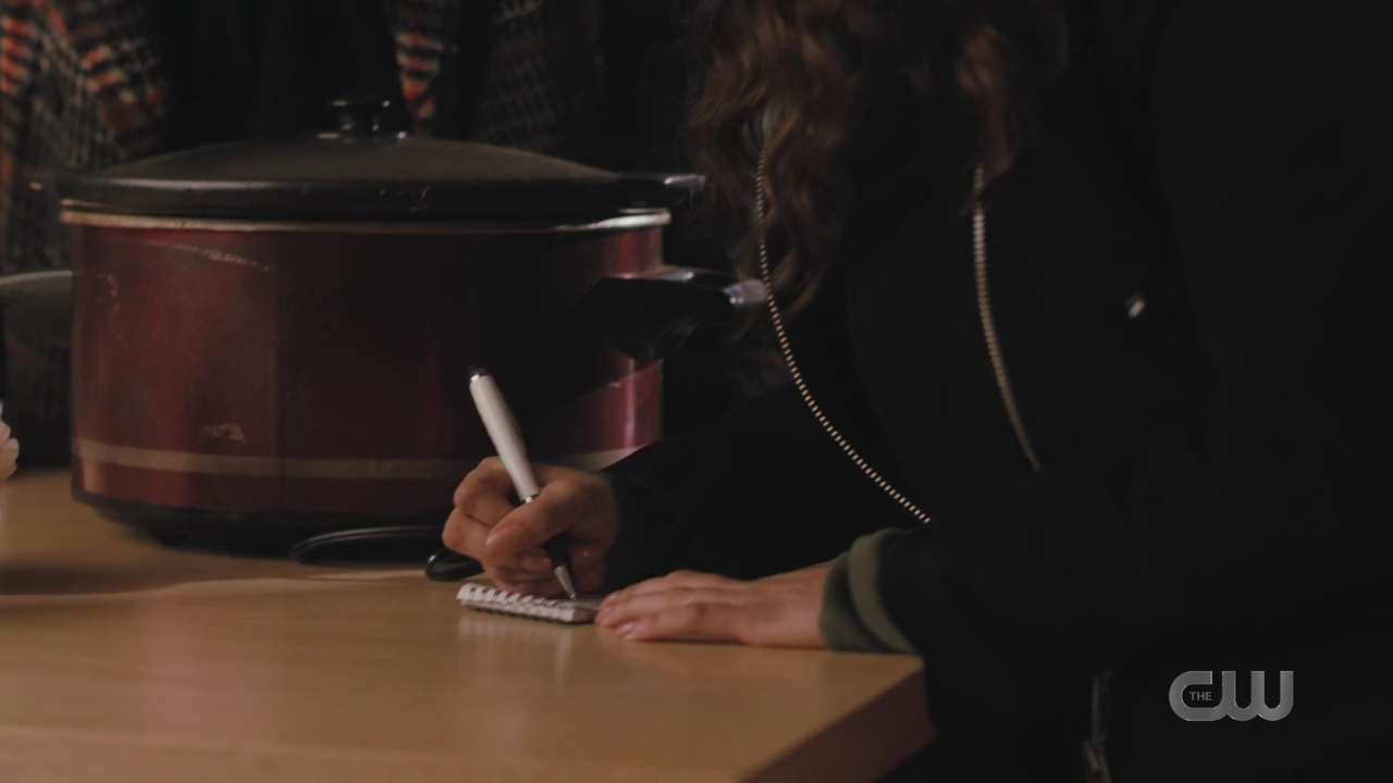 charmed-online-dot-nl_Charmed4x12BeKindRewind1051.jpg