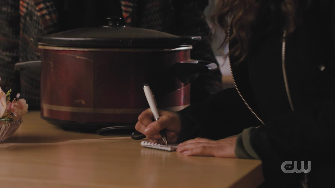 charmed-online-dot-nl_Charmed4x12BeKindRewind1052.jpg