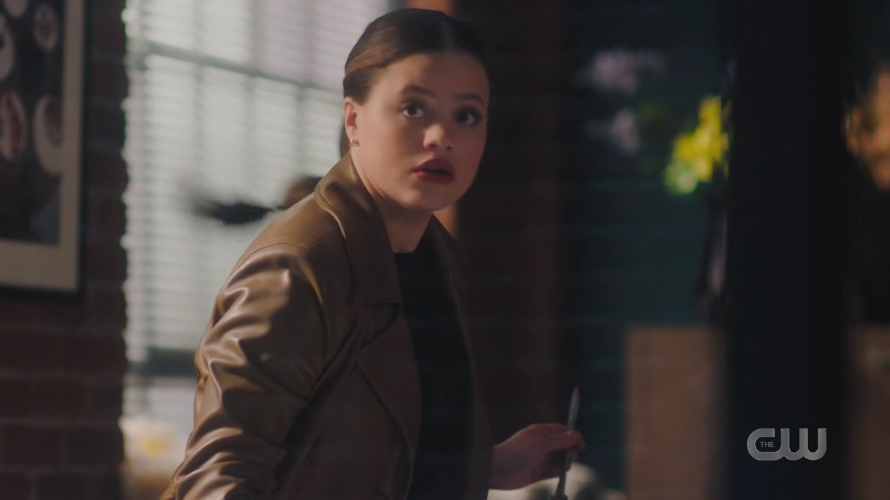 charmed-online-dot-nl_Charmed4x12BeKindRewind1257.jpg