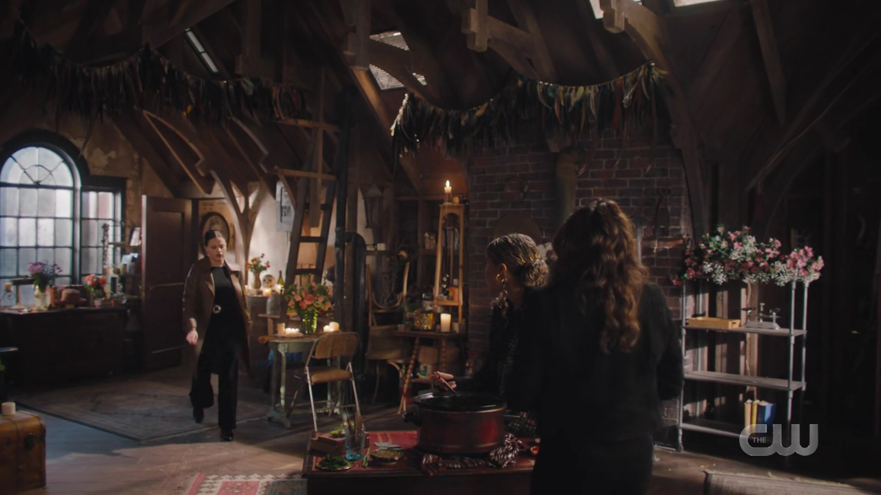 charmed-online-dot-nl_Charmed4x12BeKindRewind1312.jpg charmed-online-dot-nl_Charmed4x12BeKindRewind1312.jpg