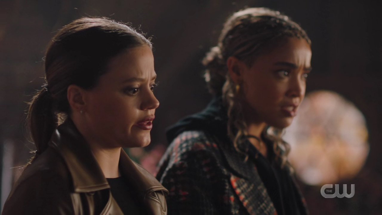 charmed-online-dot-nl_Charmed4x12BeKindRewind1330.jpg