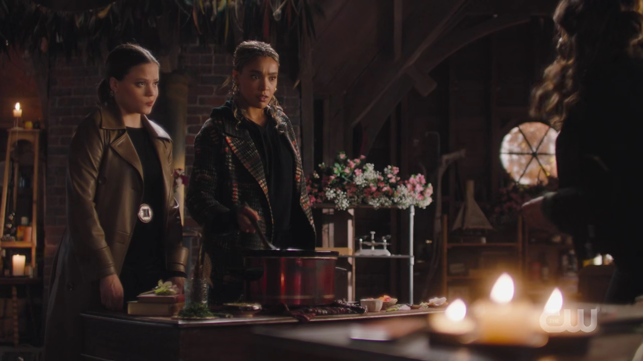 charmed-online-dot-nl_Charmed4x12BeKindRewind1336.jpg