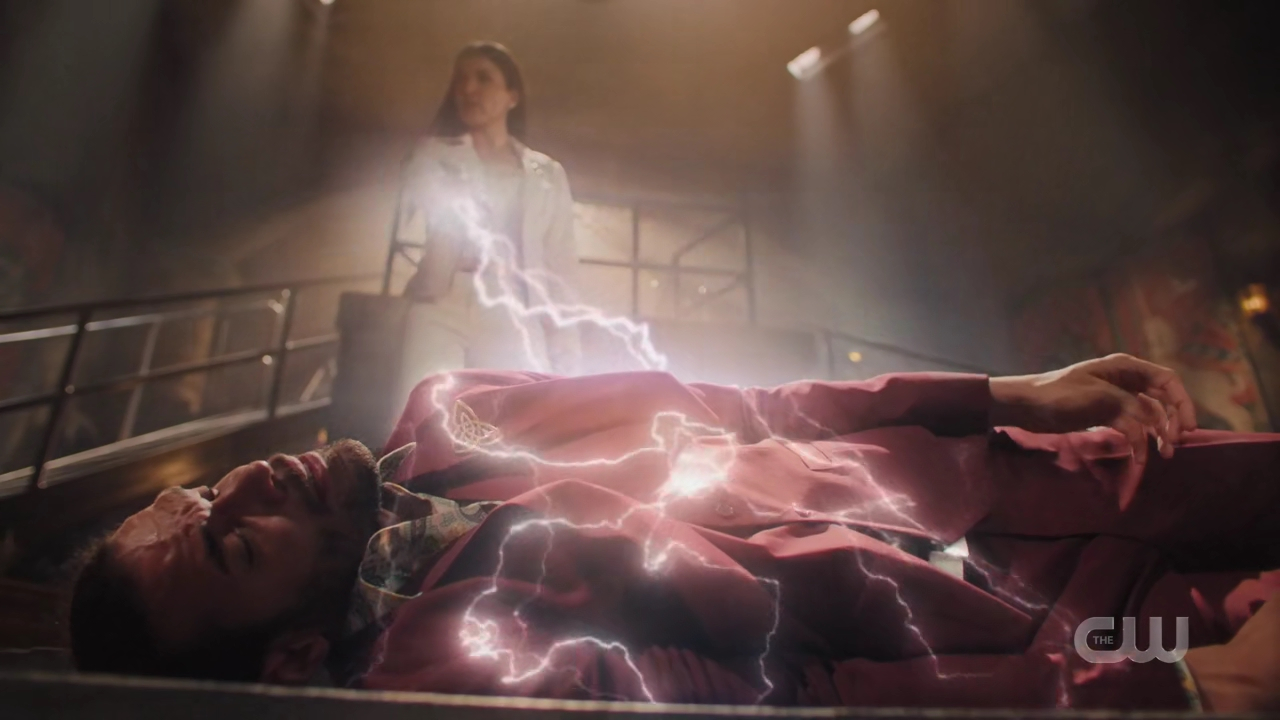 charmed-online-dot-nl_Charmed4x12BeKindRewind1394.jpg