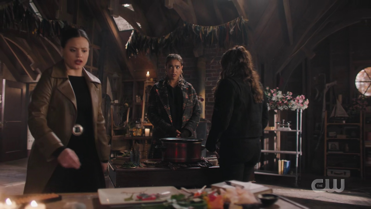 charmed-online-dot-nl_Charmed4x12BeKindRewind1410.jpg