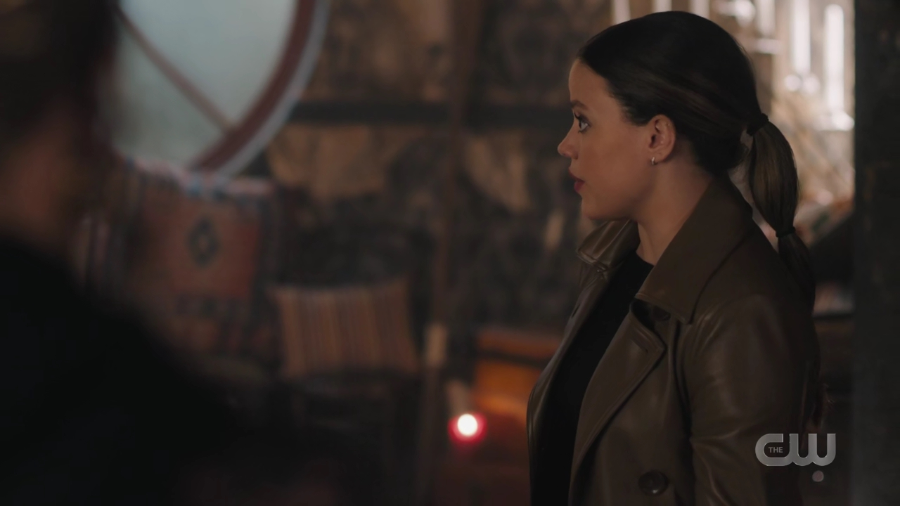 charmed-online-dot-nl_Charmed4x12BeKindRewind1418.jpg