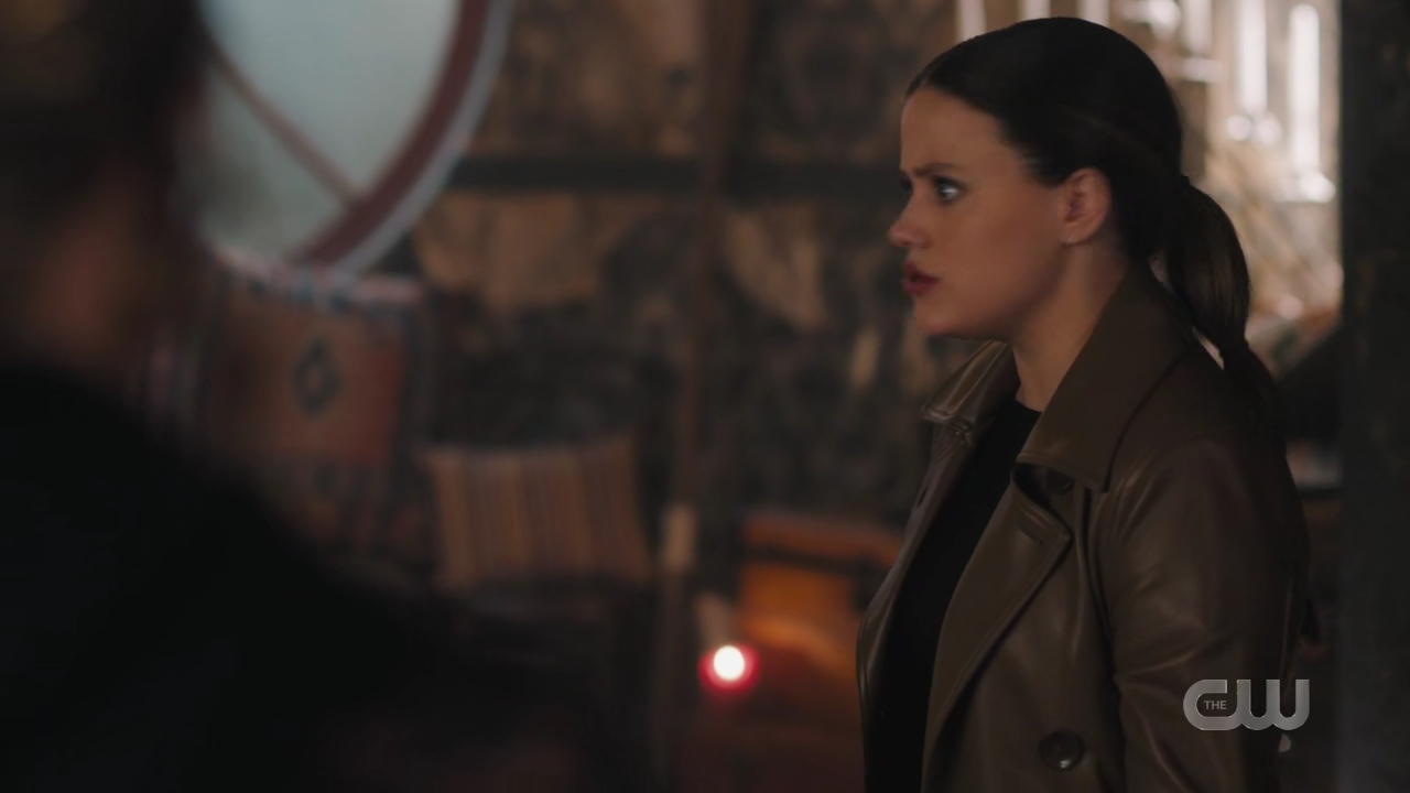charmed-online-dot-nl_Charmed4x12BeKindRewind1419.jpg