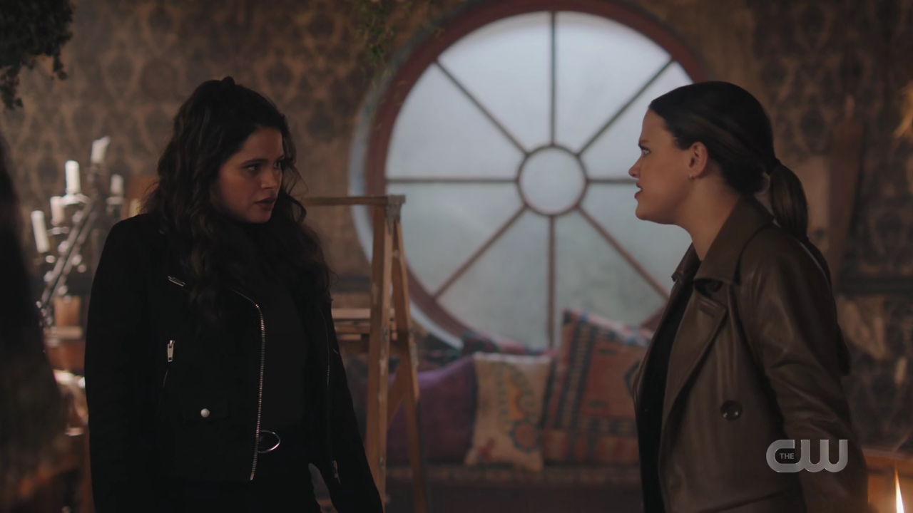 charmed-online-dot-nl_Charmed4x12BeKindRewind1430.jpg
