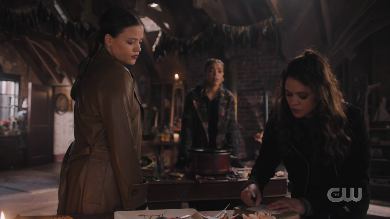 charmed-online-dot-nl_Charmed4x12BeKindRewind1489.jpg