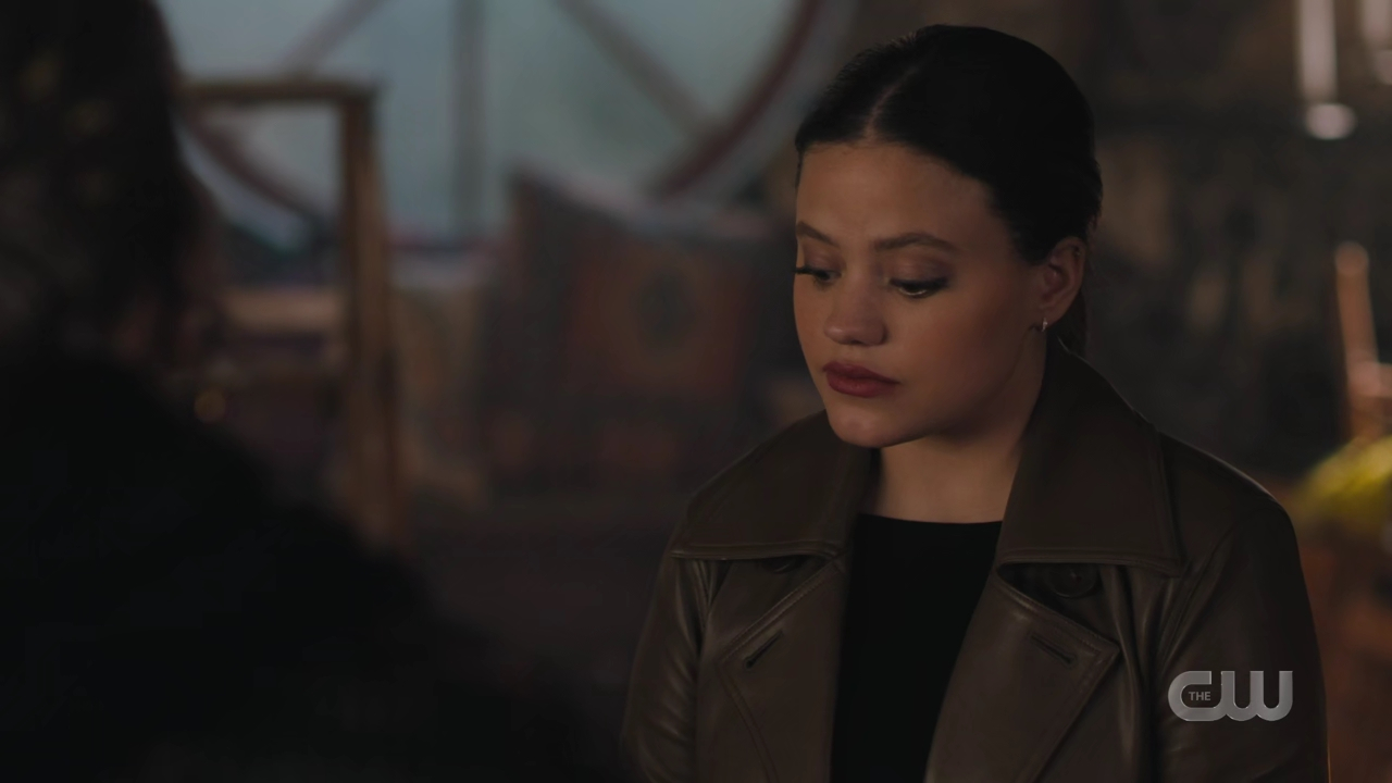 charmed-online-dot-nl_Charmed4x12BeKindRewind1512.jpg