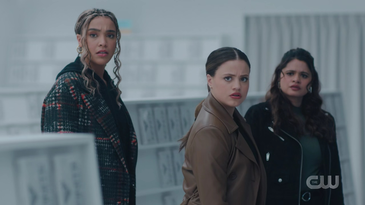 charmed-online-dot-nl_Charmed4x12BeKindRewind1682.jpg