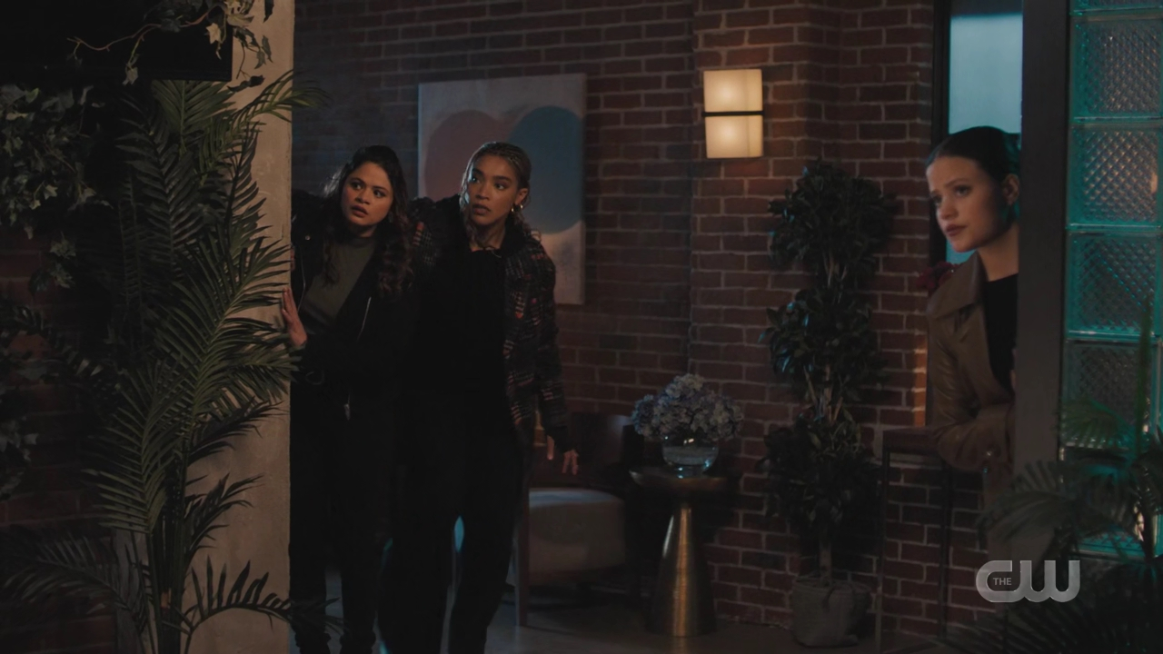 charmed-online-dot-nl_Charmed4x12BeKindRewind1824.jpg