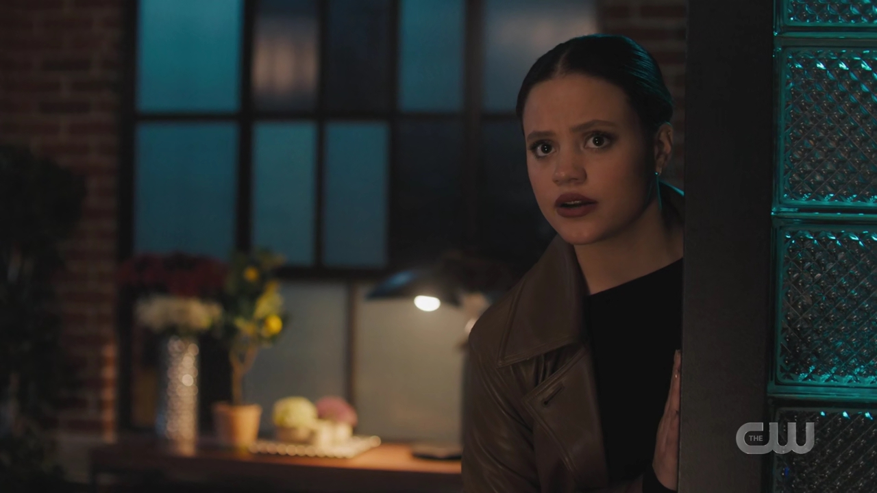 charmed-online-dot-nl_Charmed4x12BeKindRewind1833.jpg