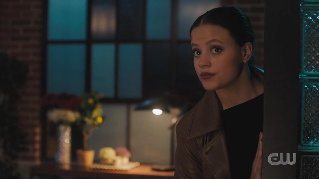 charmed-online-dot-nl_Charmed4x12BeKindRewind1837.jpg