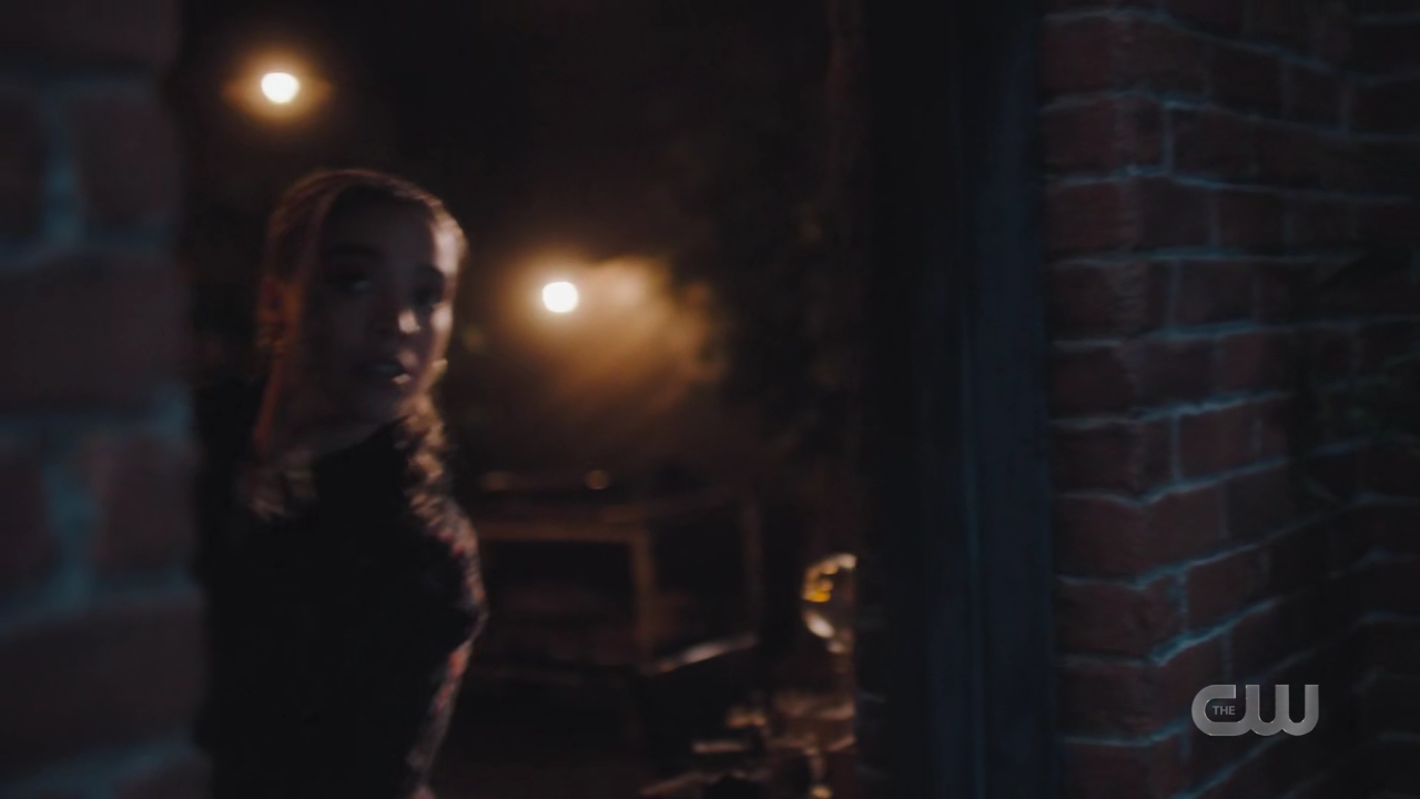 charmed-online-dot-nl_Charmed4x12BeKindRewind1938.jpg