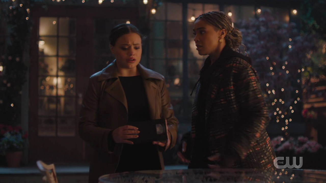 charmed-online-dot-nl_Charmed4x12BeKindRewind2236.jpg