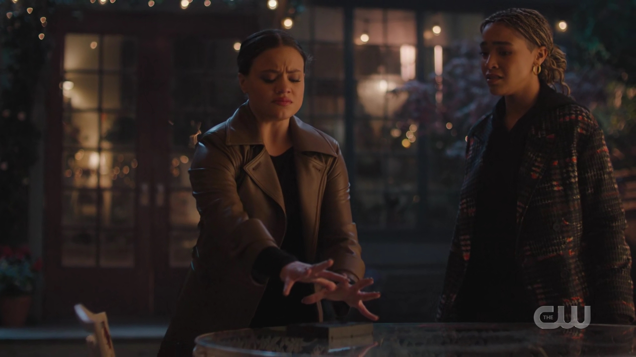 charmed-online-dot-nl_Charmed4x12BeKindRewind2240.jpg