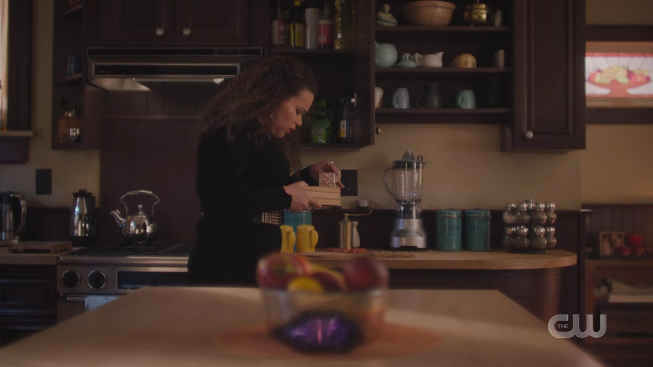 charmed-online-dot-nl_Charmed4x12BeKindRewind2285.jpg