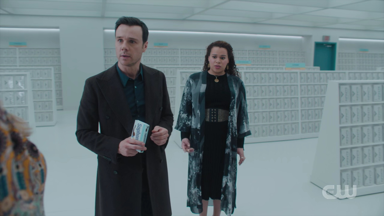 charmed-online-dot-nl_Charmed4x13TheEndisNevertheEnd0433.jpg