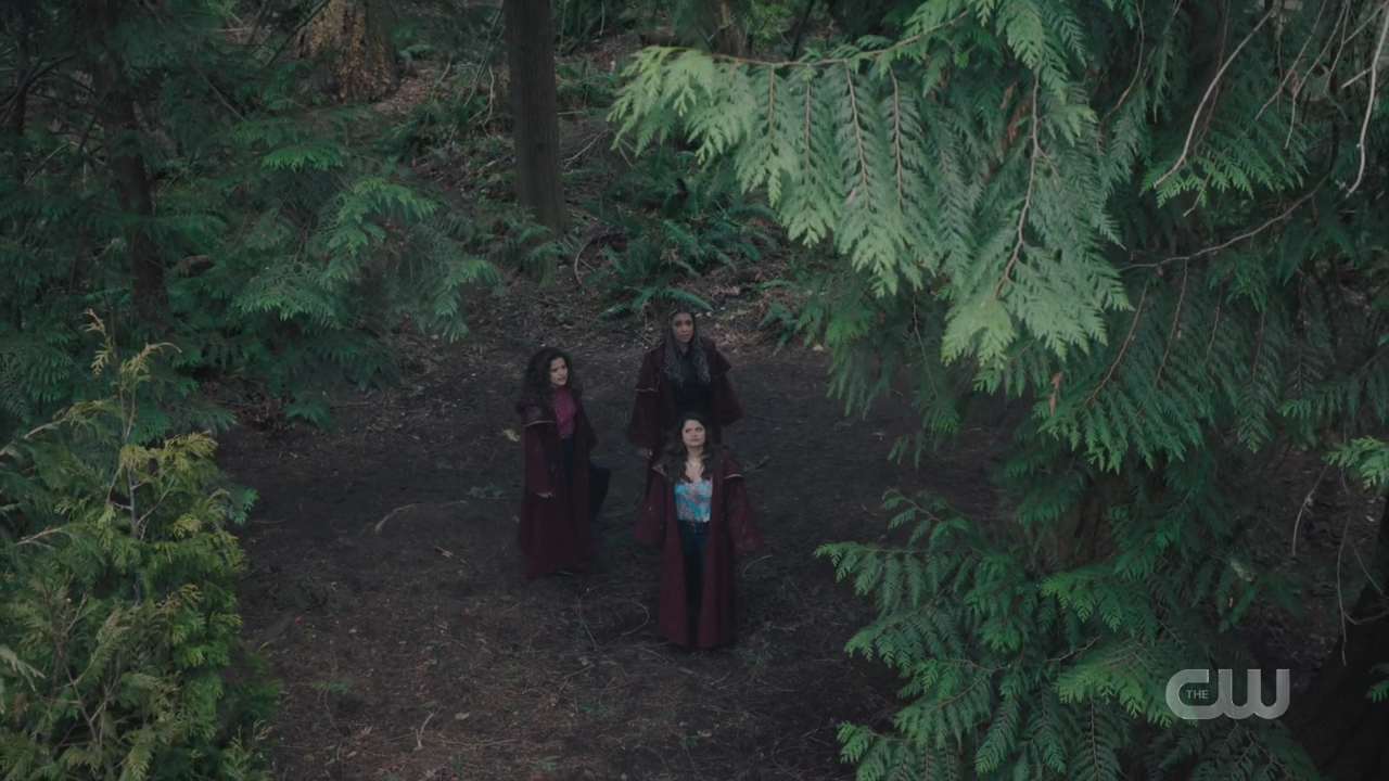 charmed-online-dot-nl_Charmed4x13TheEndisNevertheEnd0635.jpg