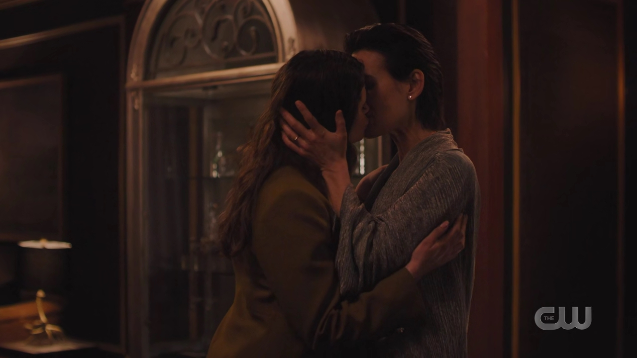 charmed-online-dot-nl_Charmed4x13TheEndisNevertheEnd1931.jpg