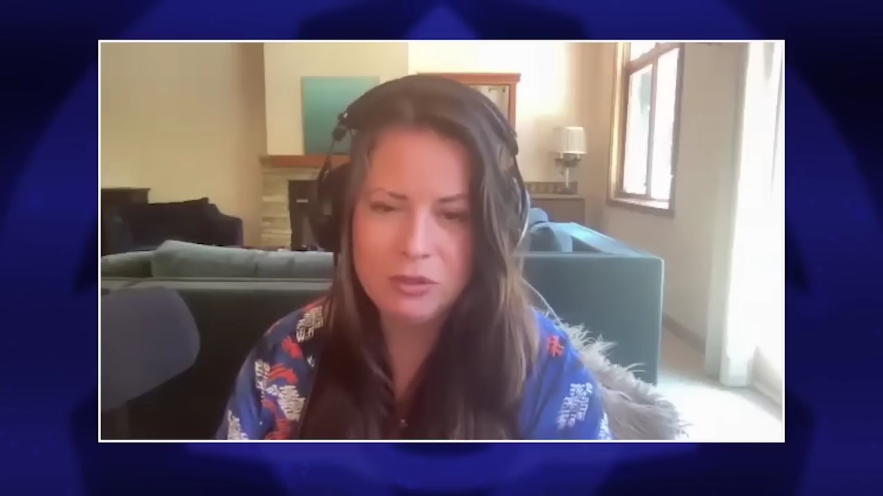 Charmed-Online-dot-nl_HoHxSomethingWiccaThisWayComes0745.jpg Charmed-Online-dot-nl_HoHxSomethingWiccaThisWayComes0745.jpg