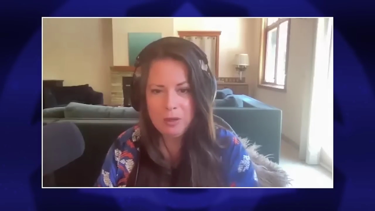 Charmed-Online-dot-nl_HoHxSomethingWiccaThisWayComes0976.jpg Charmed-Online-dot-nl_HoHxSomethingWiccaThisWayComes0976.jpg