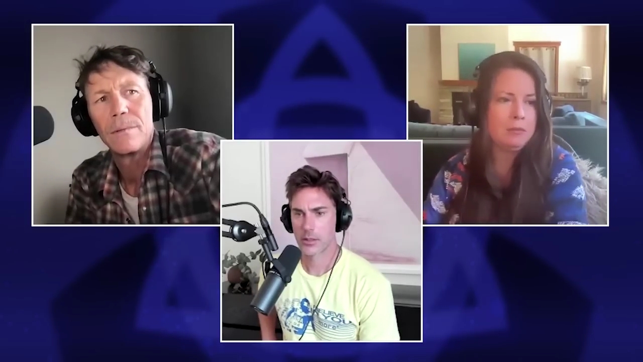 Charmed-Online-dot-nl_HoHxSomethingWiccaThisWayComes1430.jpg Charmed-Online-dot-nl_HoHxSomethingWiccaThisWayComes1430.jpg