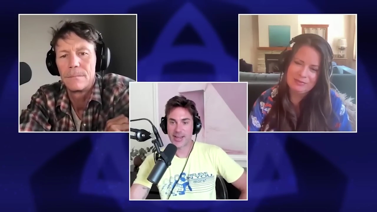 Charmed-Online-dot-nl_HoHxSomethingWiccaThisWayComes1978.jpg Charmed-Online-dot-nl_HoHxSomethingWiccaThisWayComes1978.jpg