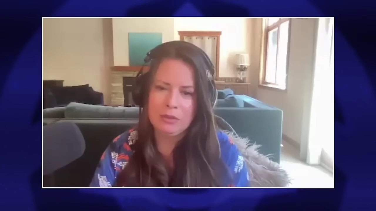 Charmed-Online-dot-nl_HoHxSomethingWiccaThisWayComes2009.jpg Charmed-Online-dot-nl_HoHxSomethingWiccaThisWayComes2009.jpg