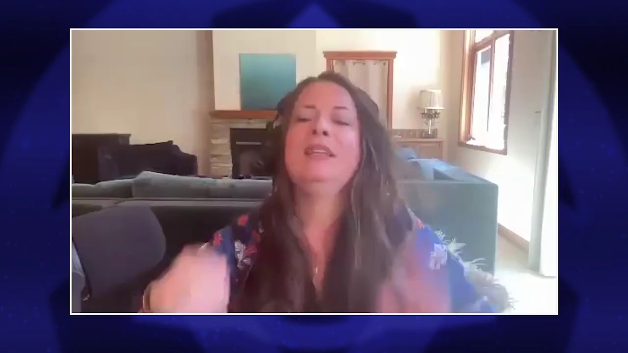 Charmed-Online-dot-nl_HoHxIveGotYouUnderMySkin1001.jpg Charmed-Online-dot-nl_HoHxIveGotYouUnderMySkin1001.jpg