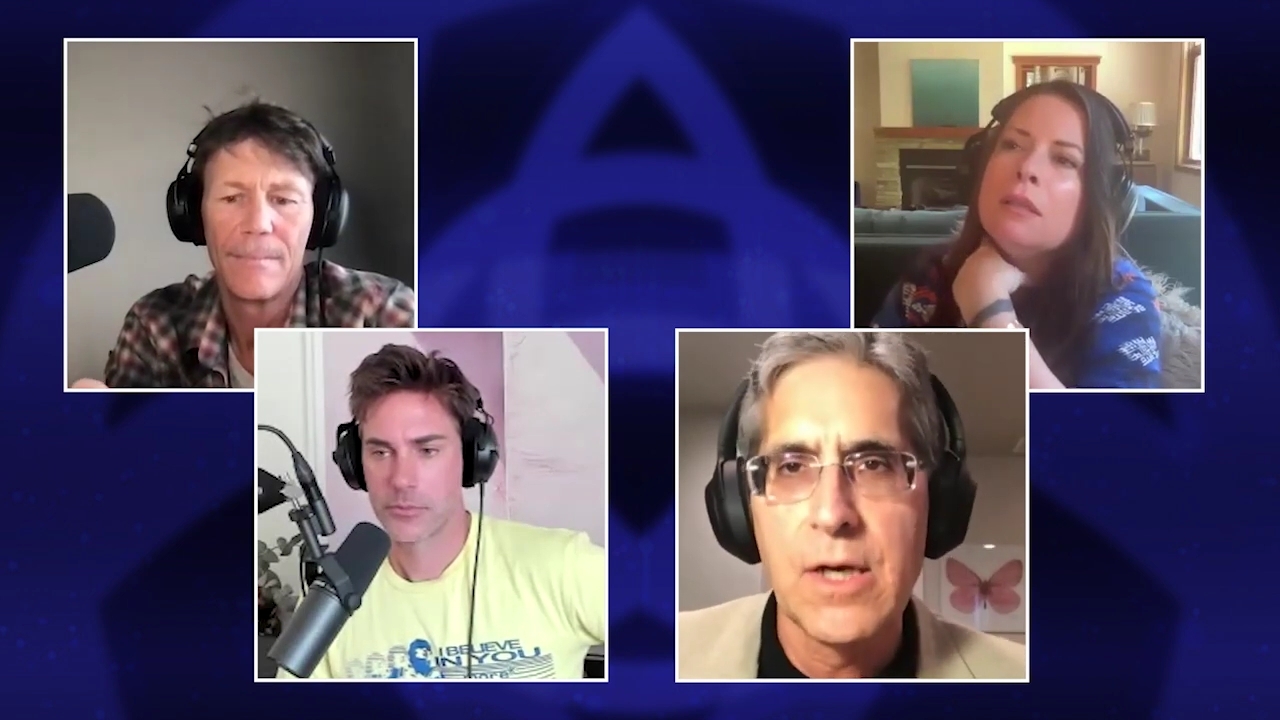 Charmed-Online-dot-nl_HoHxIveGotYouUnderMySkin1976.jpg Charmed-Online-dot-nl_HoHxIveGotYouUnderMySkin1976.jpg