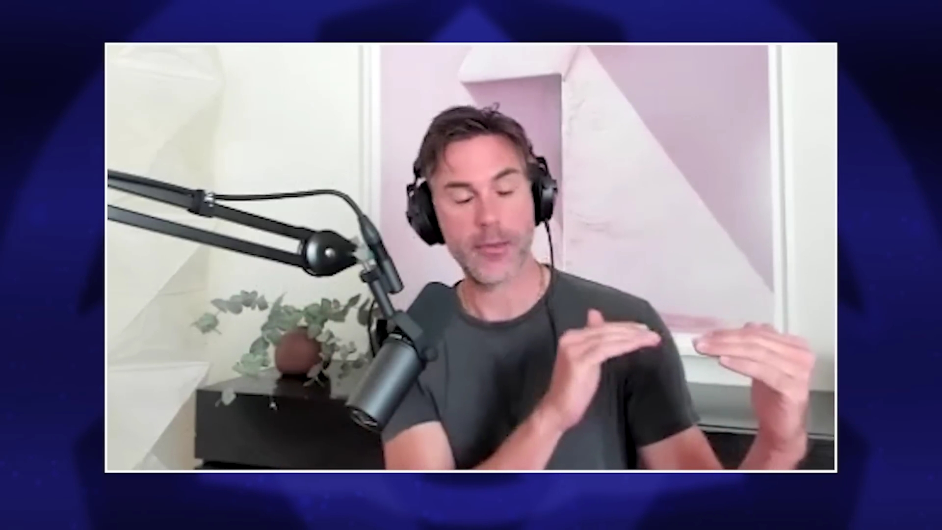 Charmed-Online-dot-nl_HohxDeadManDating1965.jpg Charmed-Online-dot-nl_HohxDeadManDating1965.jpg