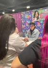 autographs006.jpg