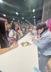 autographs041.jpg