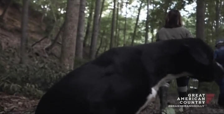 Charmed-Online-dot-net_OffTheMapWithShannenandHolly-S01E01-02-2370.jpg Charmed-Online-dot-net_OffTheMapWithShannenandHolly-S01E01-02-2370.jpg