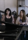 Charmed-Online-dot-net_OffTheMapWithShannenandHolly-S01E03-04-1607.jpg