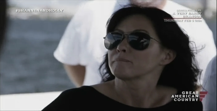 Charmed-Online-dot-net_OffTheMapWithShannenandHolly-S01E06-0298.jpg