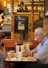 BP_GCSNH103H_eating-ribs-at-abes-bbq_j.jpg