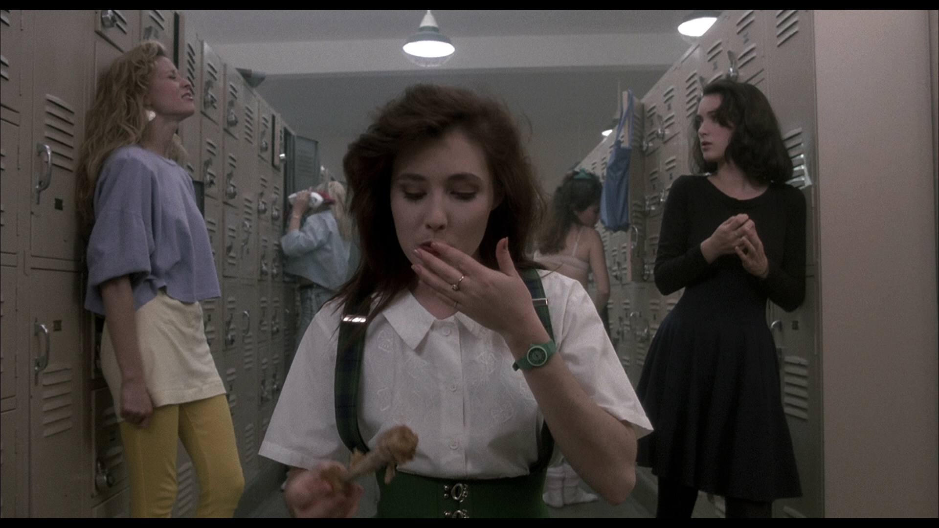 Charmed-Online_dot_nl-Heathers1888.jpg Charmed-Online_dot_nl-Heathers1888.jpg